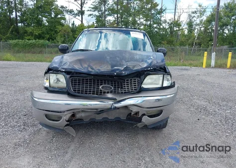 2002 Ford Expedition Eddie Bauer from USA, damaged, VIN 1FMRU17W12LA98870